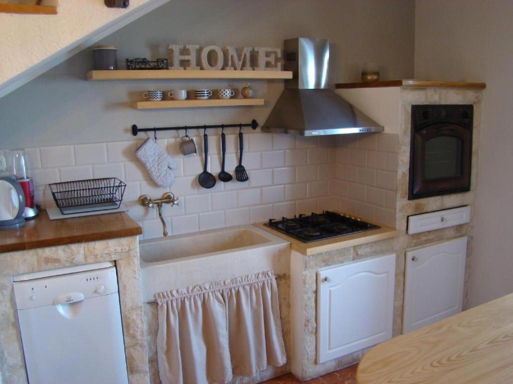 Holliday Home Alida With Jacuzzi Podgora Esterno foto