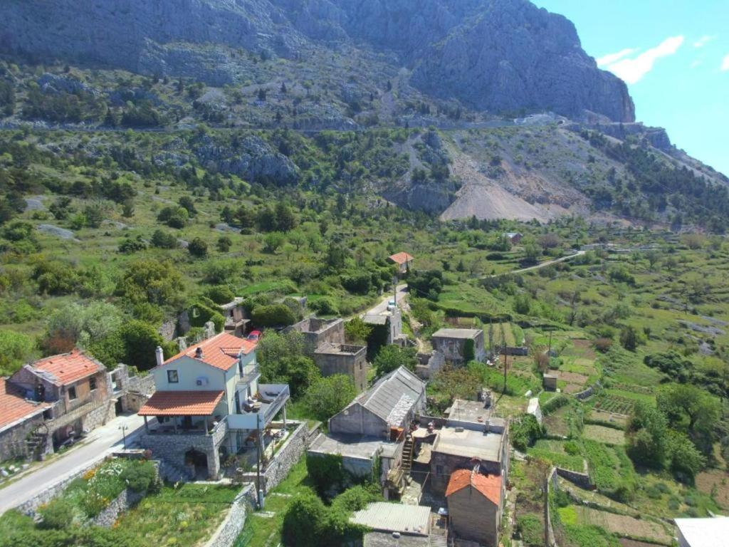 Holliday Home Alida With Jacuzzi Podgora Esterno foto