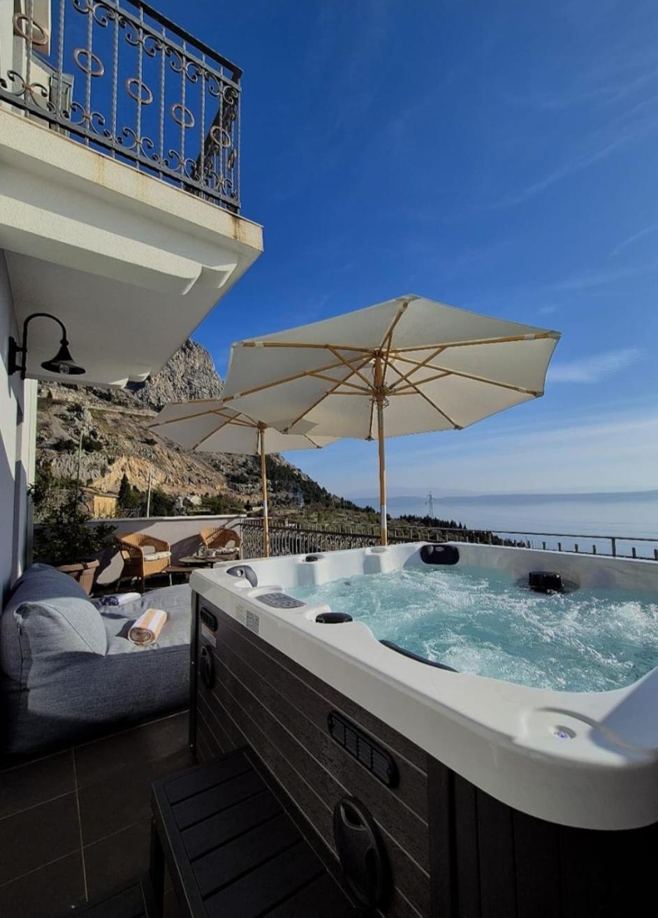 Holliday Home Alida With Jacuzzi Podgora Esterno foto